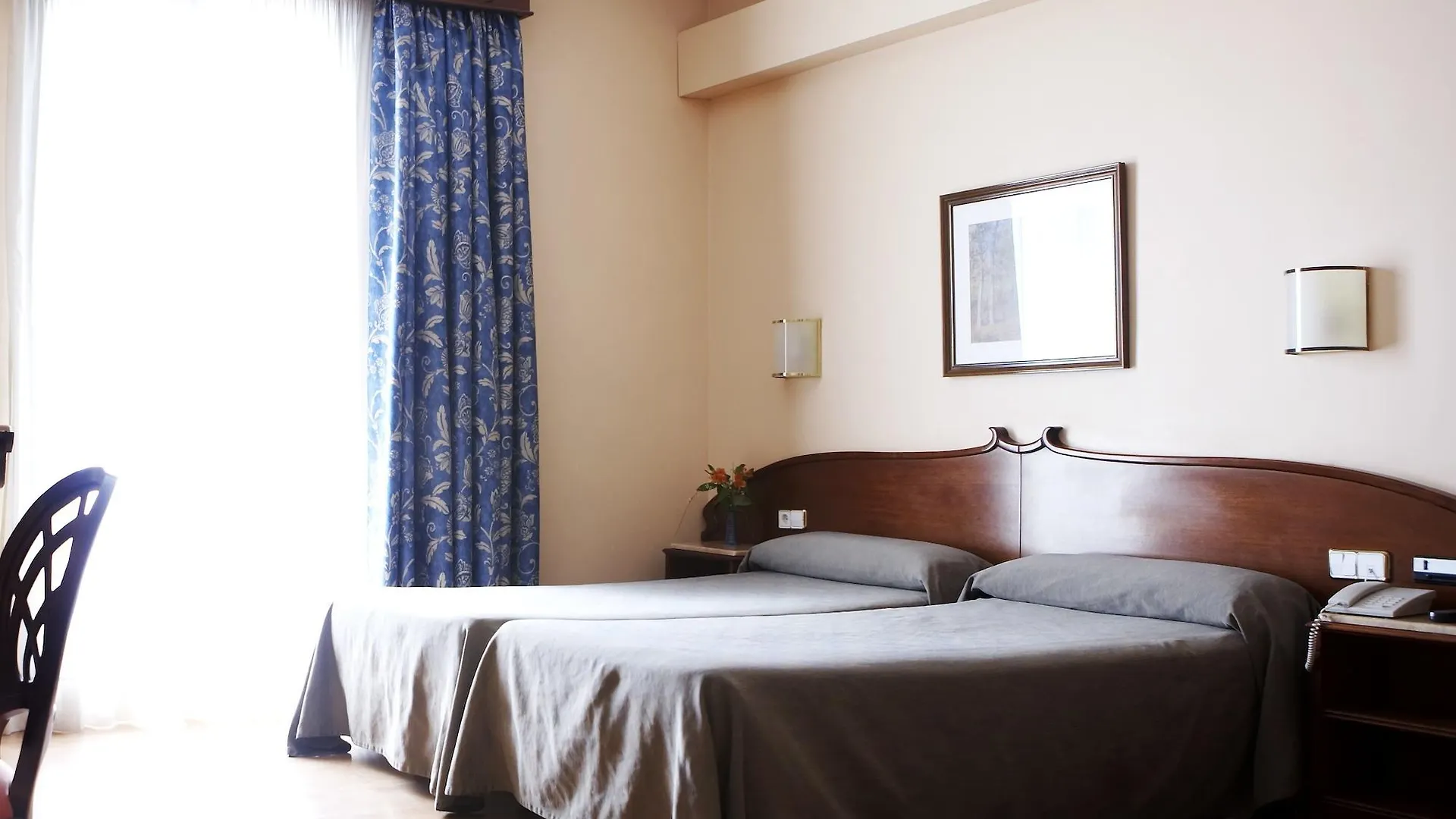 ברצלונה Gaudi Hotel