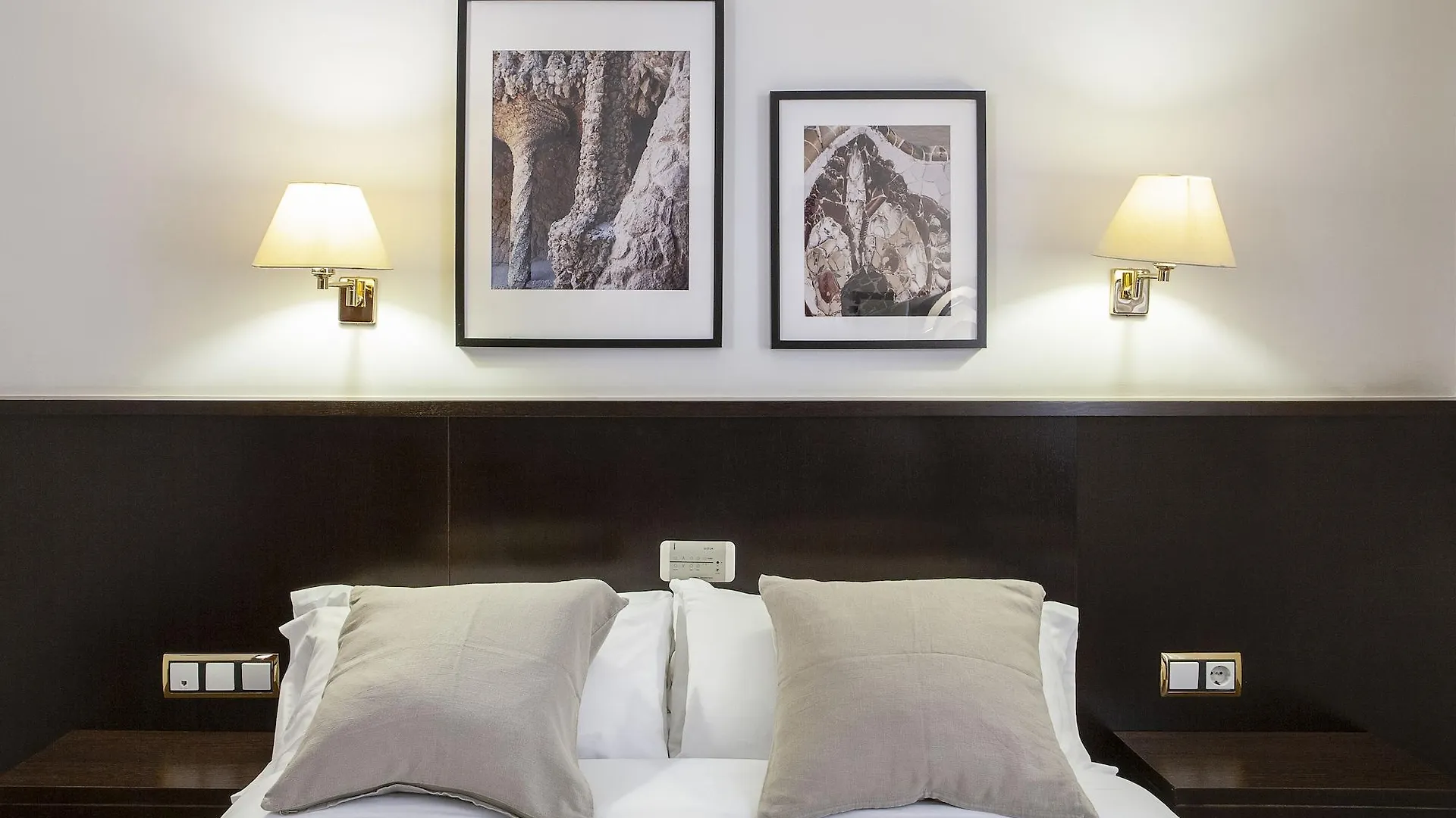 ברצלונה Gaudi Hotel 3*,  ספרד
