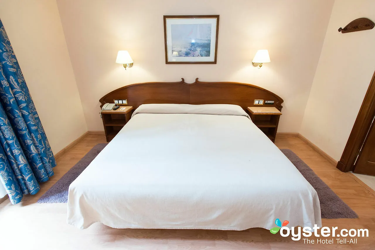 ברצלונה Gaudi Hotel
